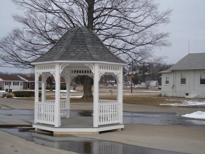 10 foot white vinyl octagon gazebo