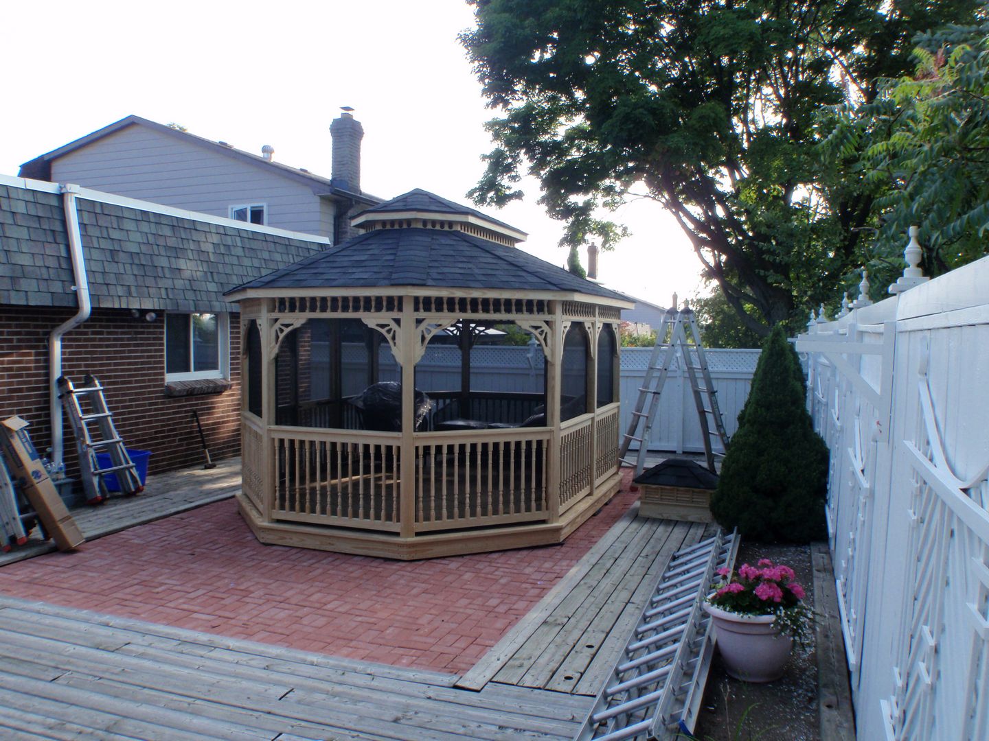 wooden 12 by 16 foot oval gazebo