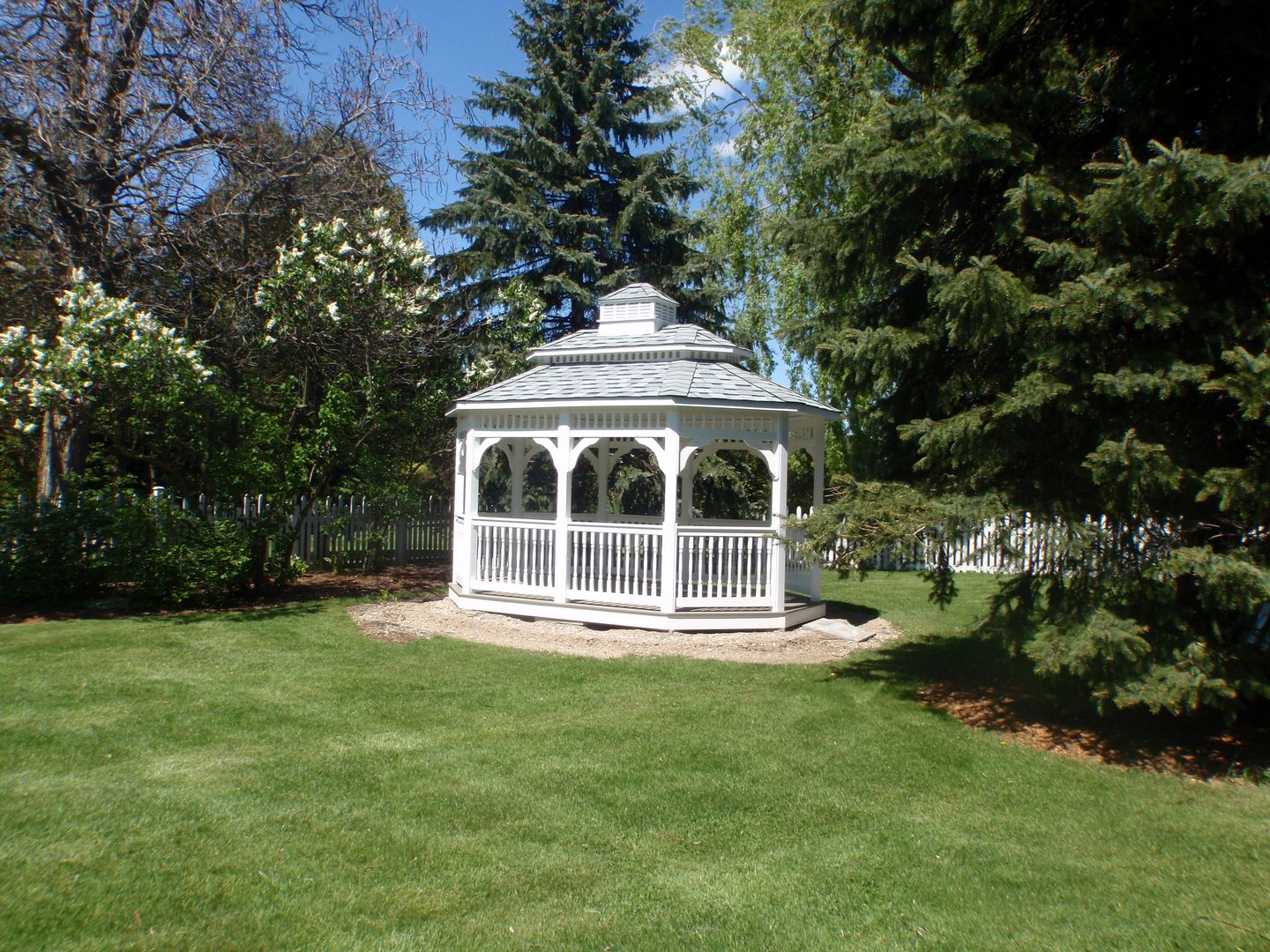 10 by 14 foot wooden oval gazebo