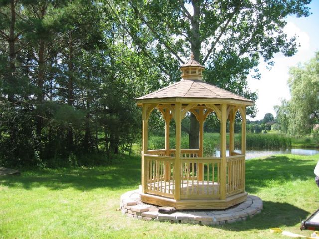 wooden octagon gazebo